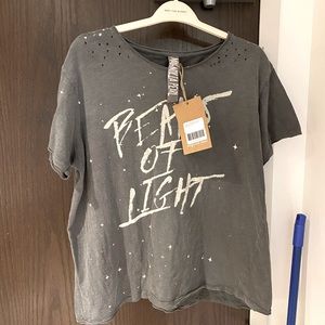 Magnolia Pearl gray graphic tee. OS, Brand New, Never Worn.